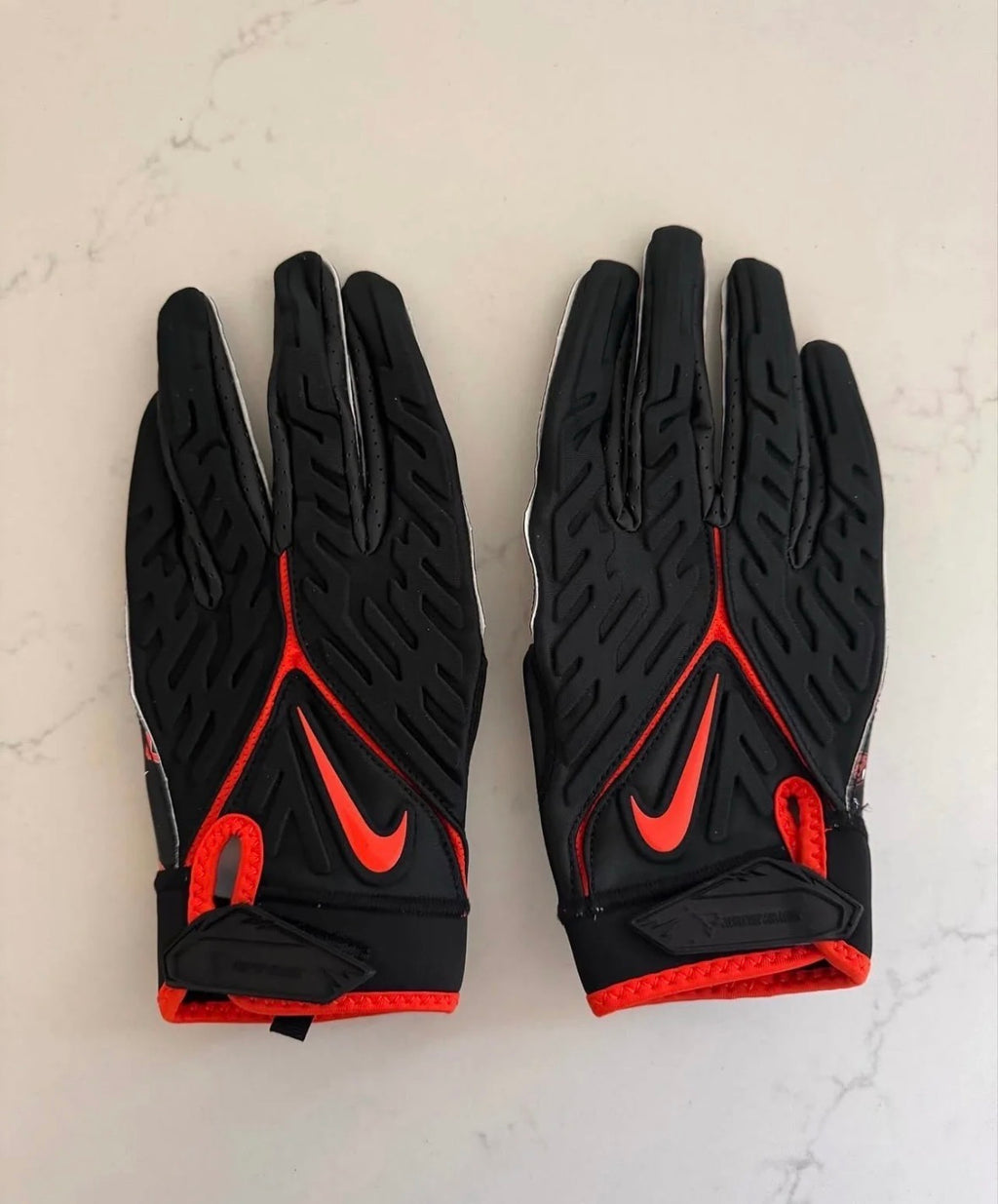 OREGON STATE GLOVES