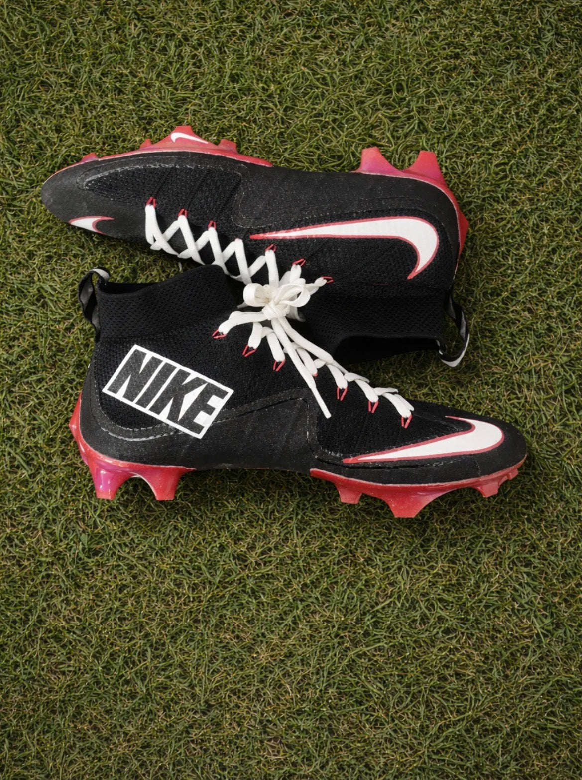 UNTOUCHABLE CLEATS